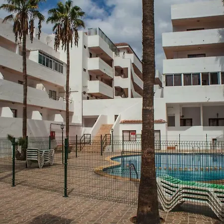 Studio In Las Americas La/135